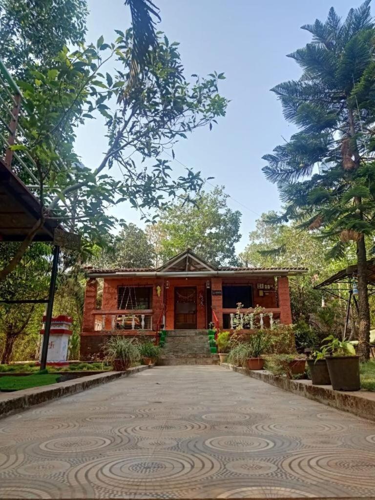 Sukant Homestay, Palu, Murbād Eksteriør billede